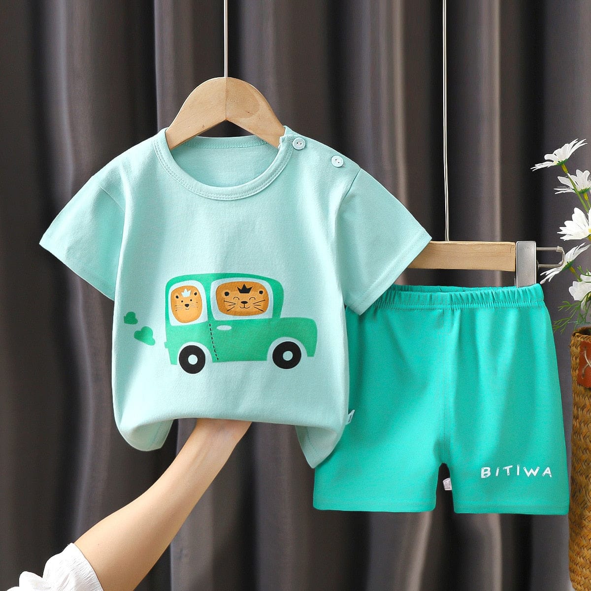 Proactive Baby Tiger Family / 2T CoolPrint Unique Summer Baby Boy T-Shirt & Pant Combination Clothes