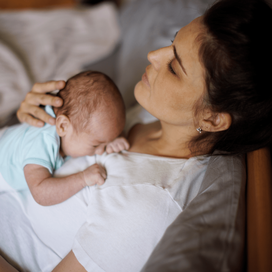 Postpartum Comfort Essentials Every New Mom Should Consider - Proactive Baby