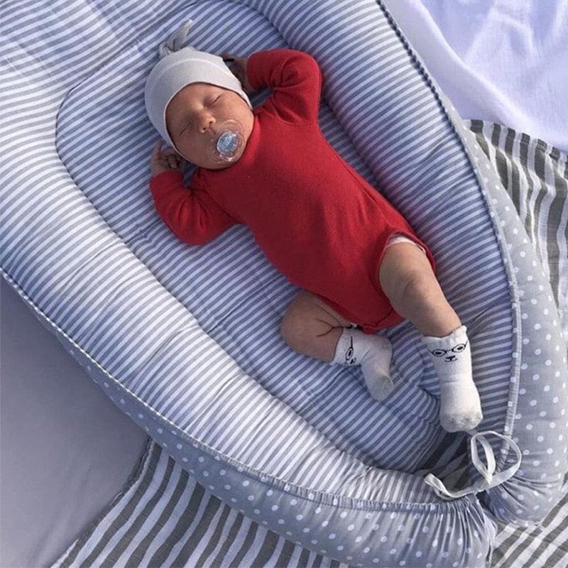 Baby Nest Lounger Bed Portable Ergonomic Baby Bed 